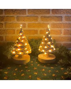 Kerstboompjes set 25cm naturel (2x) batterij LED-verlichting
